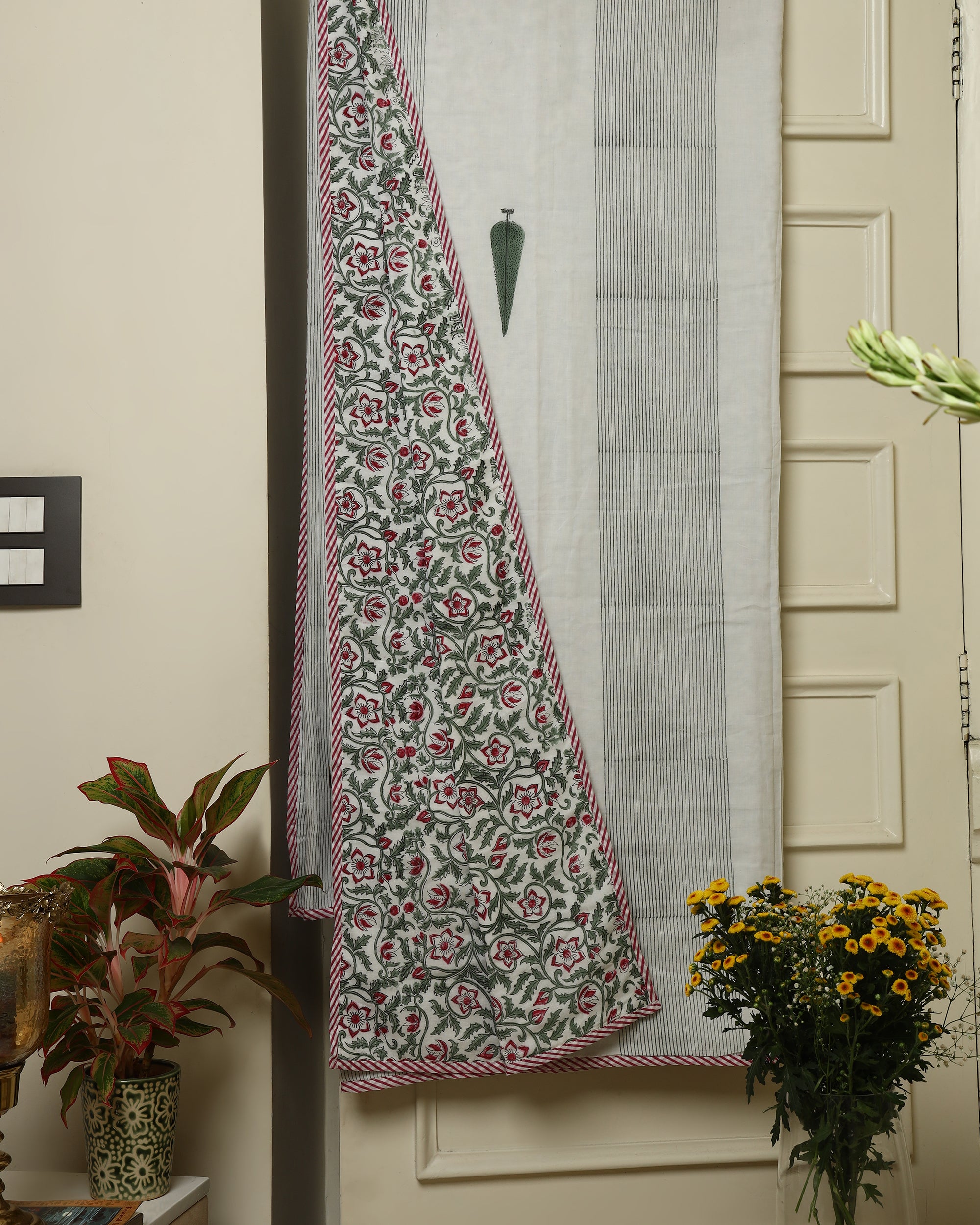 Maroon Wild Poppy Fiels Dohar