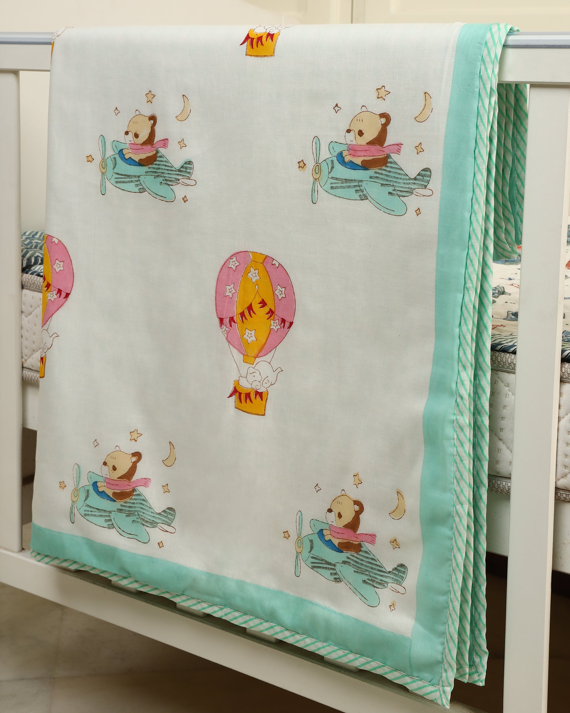 Dreamland Hot Air Balloon Reversible  Kids Dohar